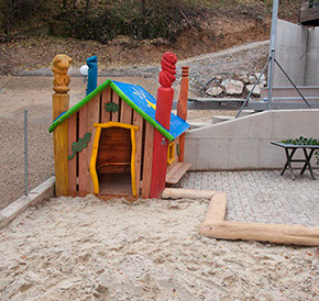 JOFRO KLeines Spielhaus